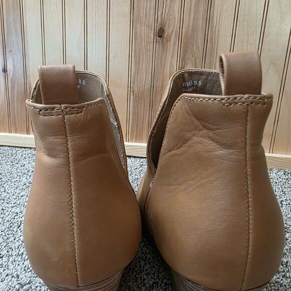 Report Boots Size 9.5 Stacked Heel Ankle Booties Light Brown Faux Leather - Picture 12 of 12